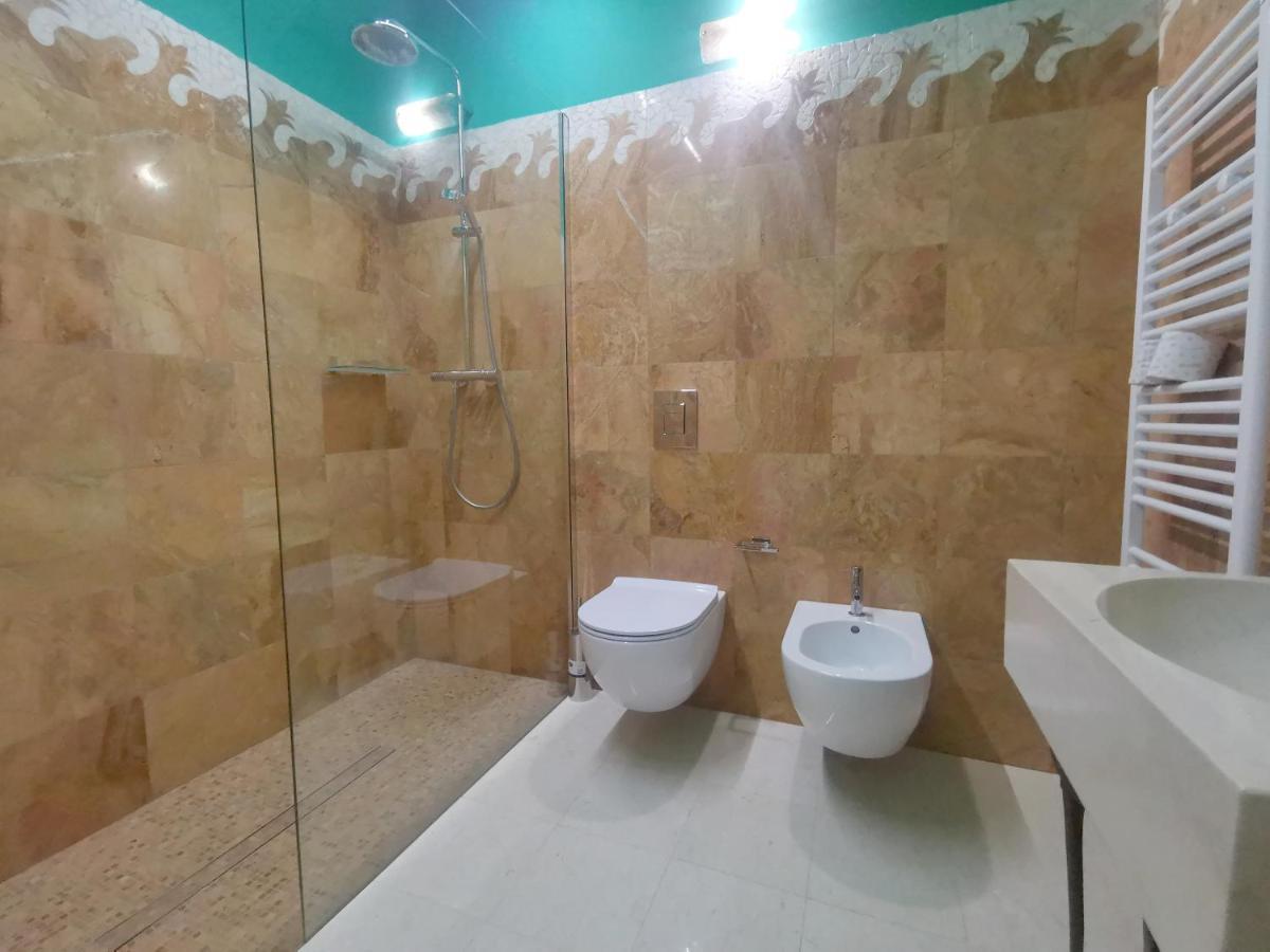 Speciale Tarshito Guesthouse Бари Екстериор снимка