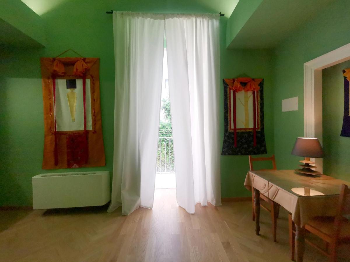 Speciale Tarshito Guesthouse Бари Екстериор снимка