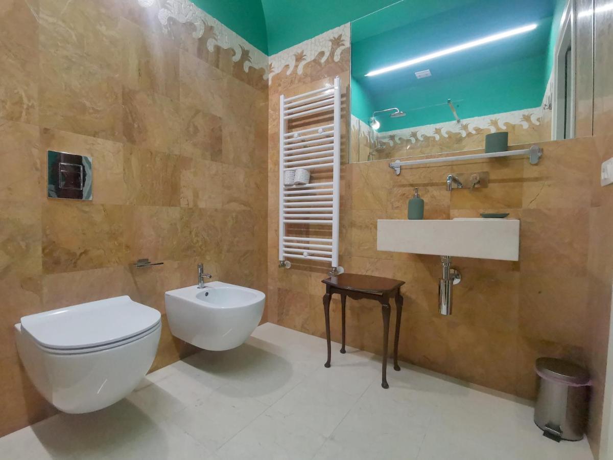 Speciale Tarshito Guesthouse Бари Екстериор снимка