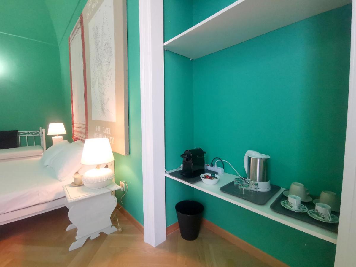 Speciale Tarshito Guesthouse Бари Екстериор снимка
