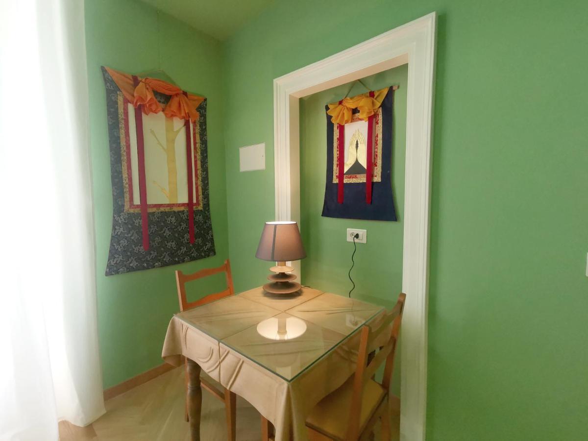 Speciale Tarshito Guesthouse Бари Екстериор снимка