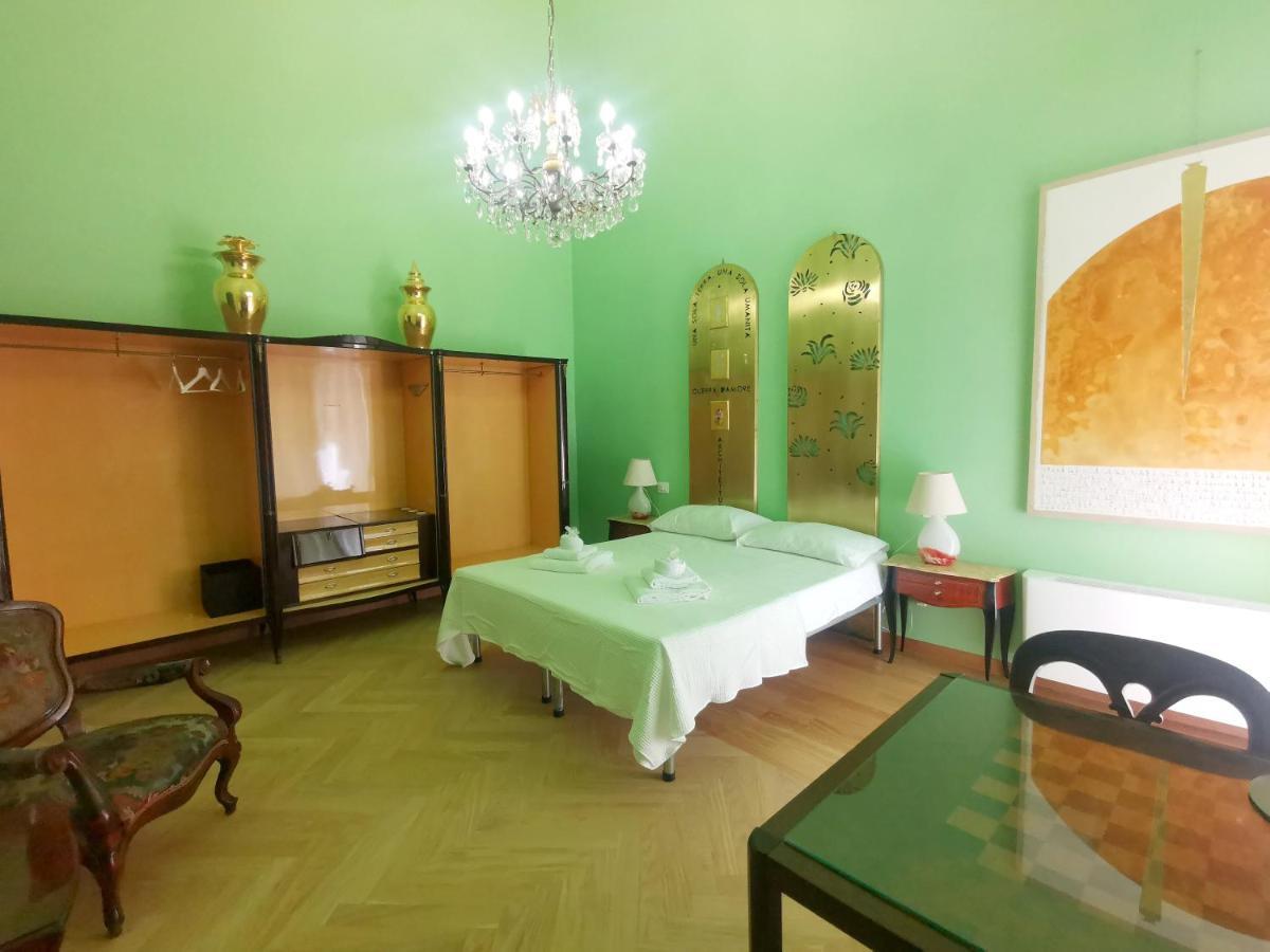 Speciale Tarshito Guesthouse Бари Екстериор снимка