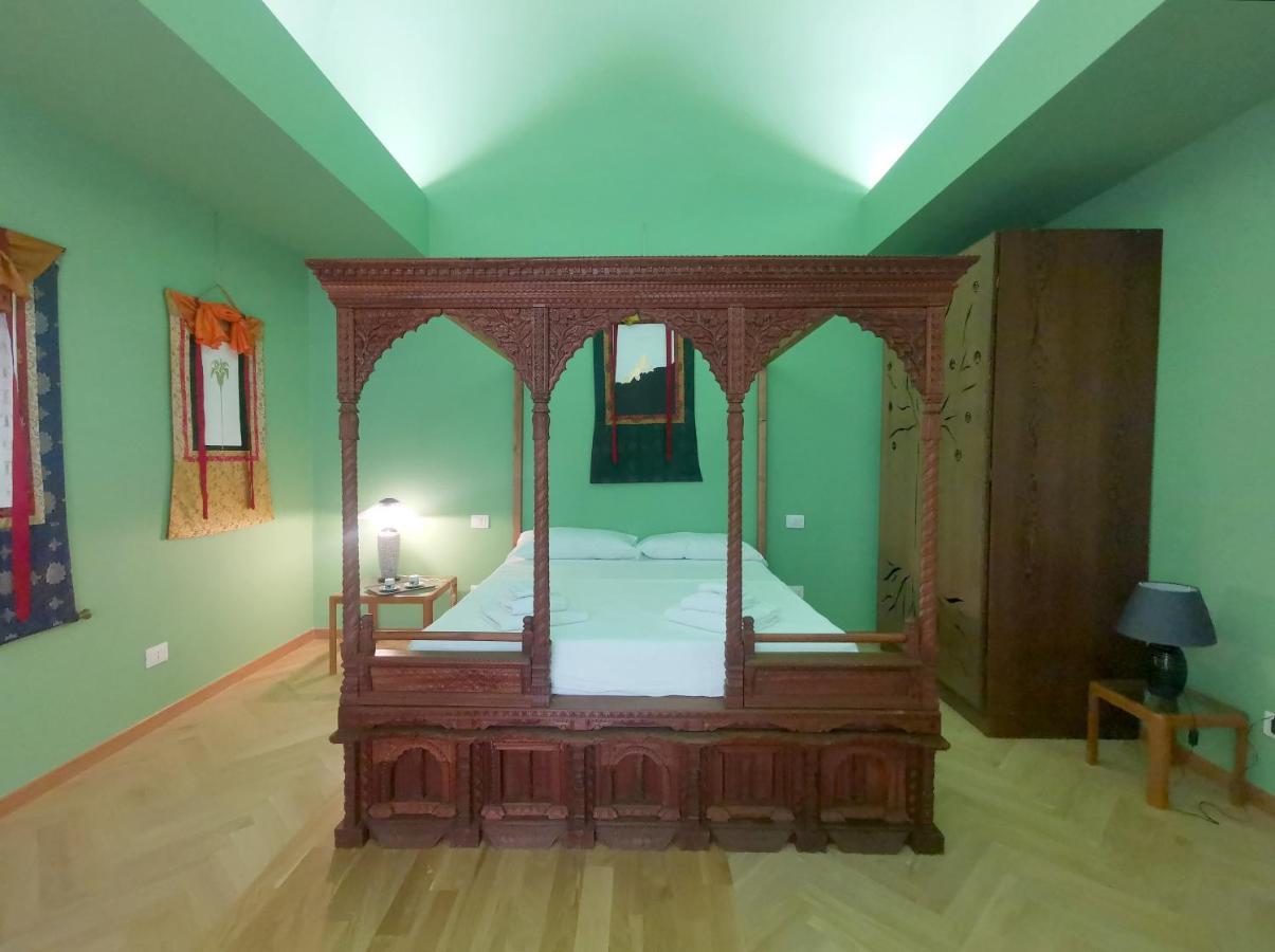Speciale Tarshito Guesthouse Бари Екстериор снимка