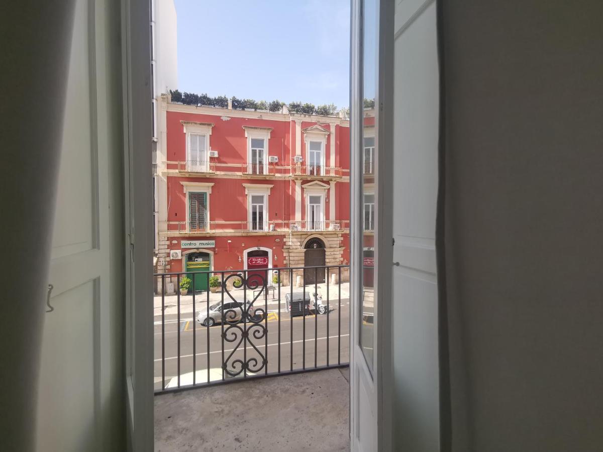 Speciale Tarshito Guesthouse Бари Екстериор снимка
